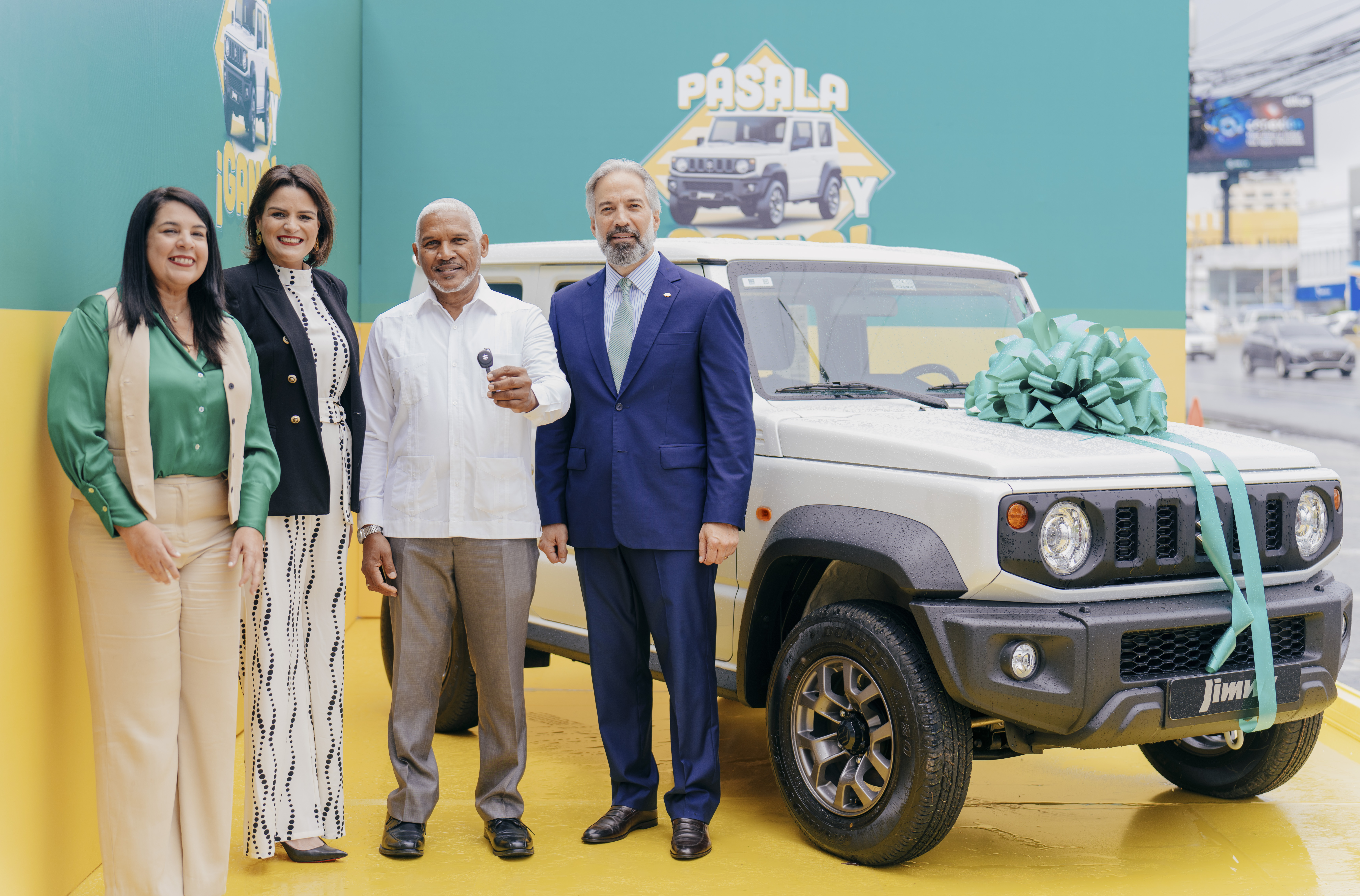 Imagen Banco Caribe entrega vehículo de la promoción “Pásala y Gana”