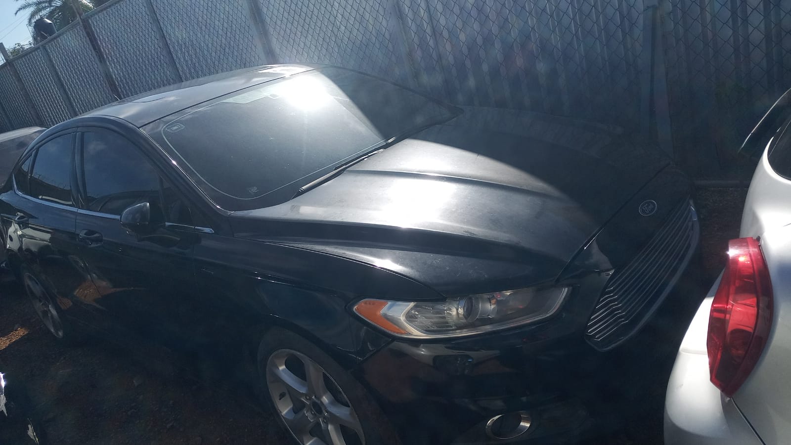 Imagen bienes Ford Fusión Color Negro Año 2014 RD$475,000.00