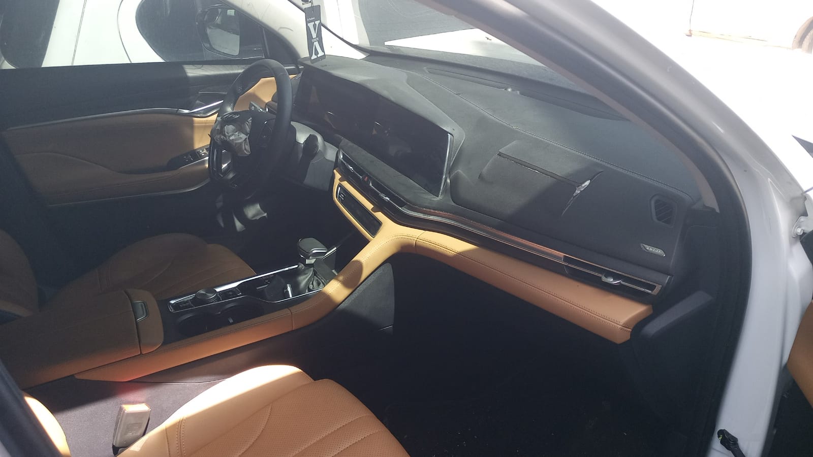 Imagen bienes Changan CS75 Plus Color Blanco Año 2023 RD$850,000.00