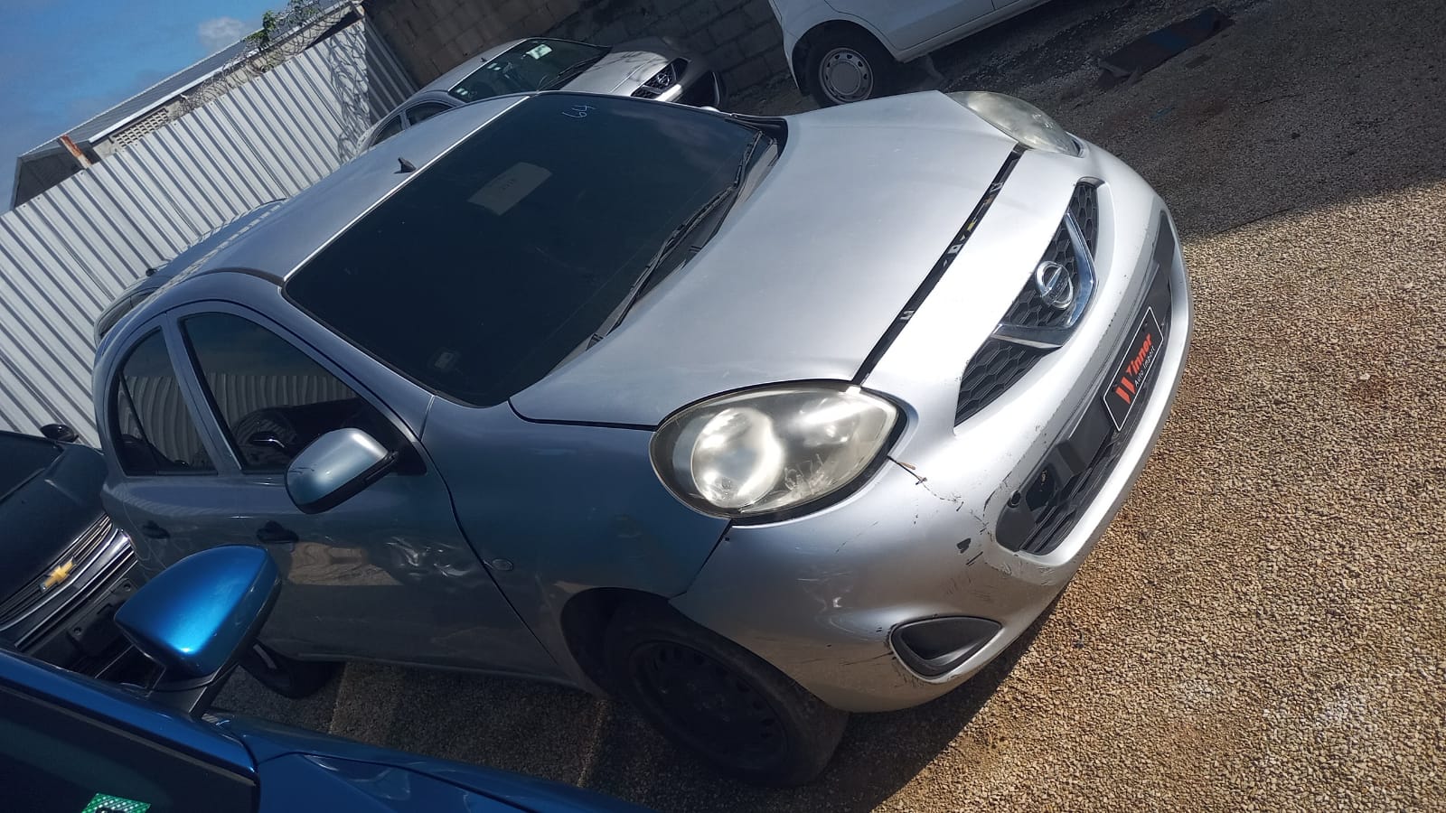 Imagen bienes Nissan March Color Gris Año 2018 RD$330,000.00